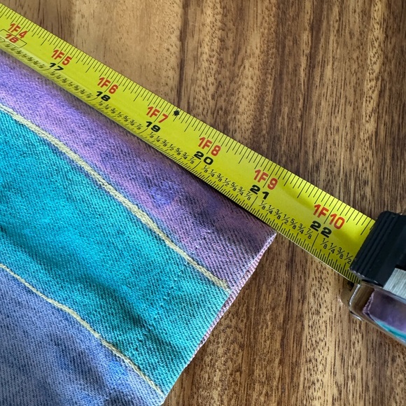Vintage 1980s Hand Painted Denim Purple & Teal Women's Crop Jean Jacket - Picture 14 of 17